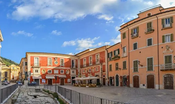 Marco Tullio Cicerone Hotel